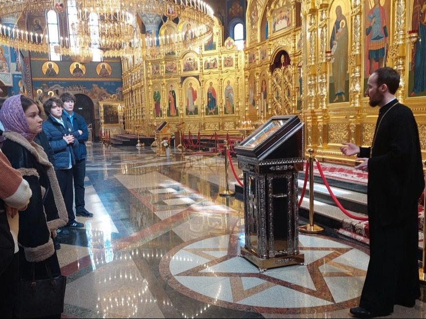 Экскурсия в Свято-Троицкий кафедральный собор.